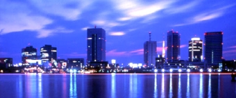 Tokyo by night.jpg